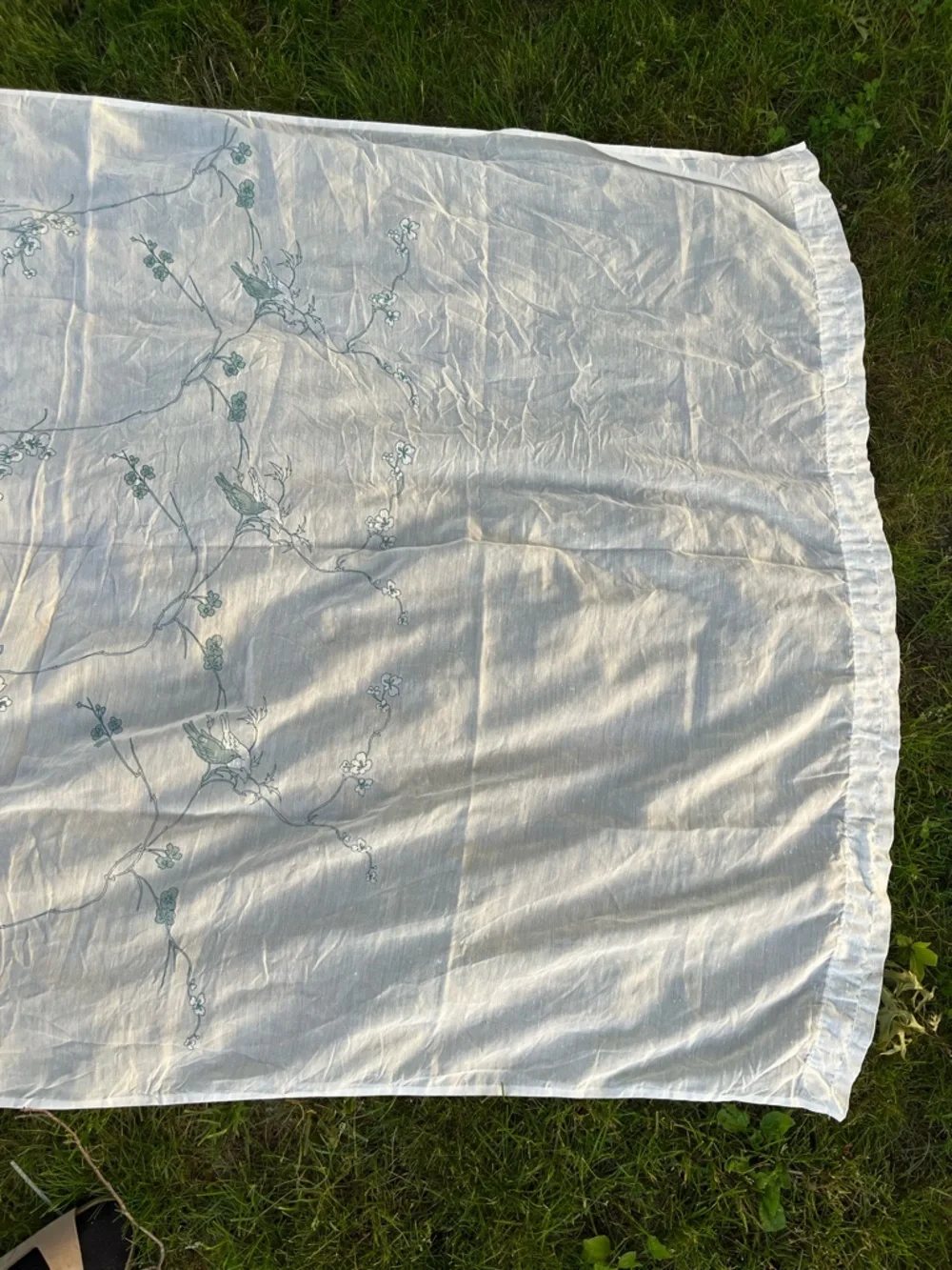 Vintage 70s Botanical Floral Sheer Tapestry Wall Hanging Curtain